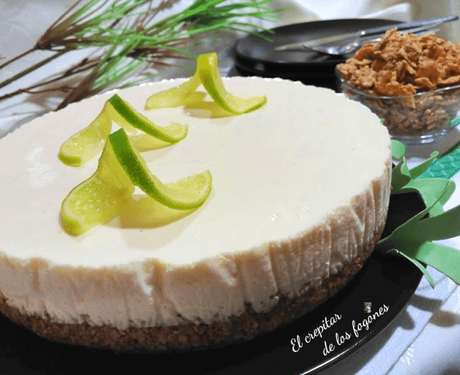 TARTA DE LIMA Y QUESO CON BASE DE CEREALES TARTA DE LIMA Y QUESO CON BASE DE CEREALES