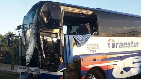 Una docena de heridos deja el primer accidente masivo de 2019 en Cuba