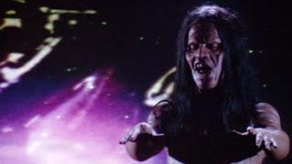 RETORNO DESDE LA QUINTA DIMENSIÓN (The Manitou) (USA, 1978) Fantástico, Terror