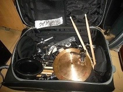 Músico cubano denuncia mal trabajo del personal de la Aduana en la isla