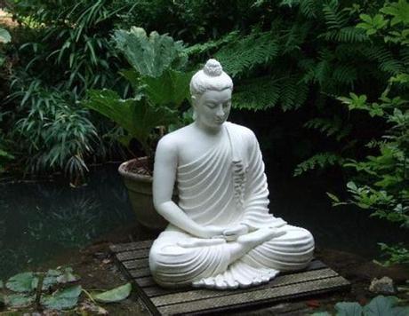 Cinco acciones que tomaba el Buda antes de hablar