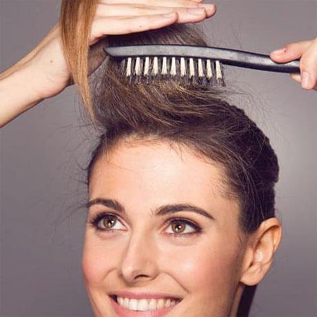 Coleta con tupé Coleta con tupé