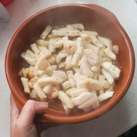 Tres ideas de cenas ligeras para volver a comer más sano. Tres ideas de cenas ligeras para volver a comer más sano.