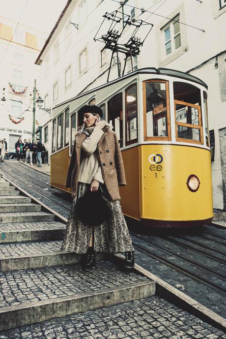 LISBON #1 CHIADO & ALFAMA