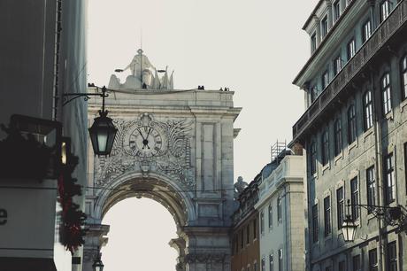 LISBON #1 CHIADO & ALFAMA