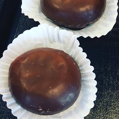 chocoballs, taco bell