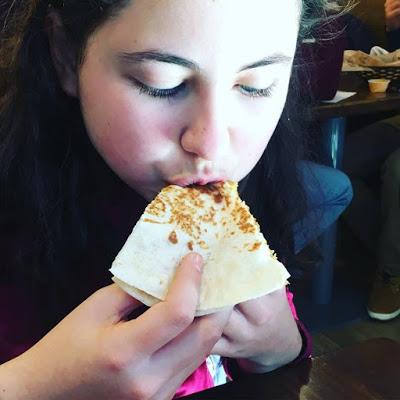 quesadilla, taco bell