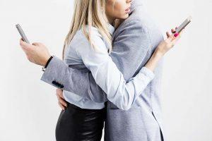 Nomofobia: Adictos Al Teléfono Nomofobia: Adictos Al Teléfono