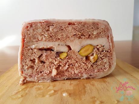 TERRINA DE POLLO CON PISTACHOS