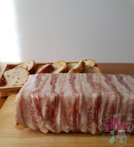 TERRINA DE POLLO CON PISTACHOS