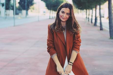 Cómo combinar una falda blanca Cómo combinar una falda blanca