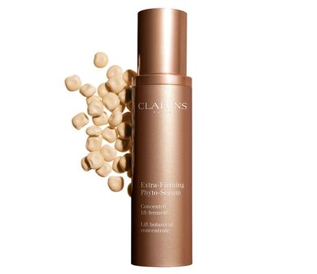 Consigue un Efecto Tensor Sin Cirugía con los Nuevos Tratamientos Extra-Firming de Clarins Consigue un Efecto Tensor Sin Cirugía con los Nuevos Tratamientos Extra-Firming de Clarins