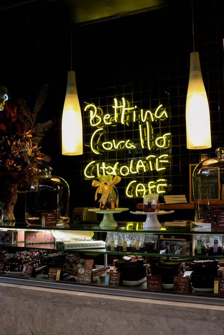 LISBON #2 PINK STREET