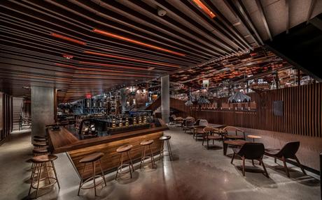 Starbucks_Reserve_Roastery_NYC_Matt_Glac-05-968x605