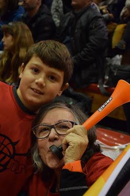 Galería de clics del Bàsquet Femení Sant Adrià-Uni Girona