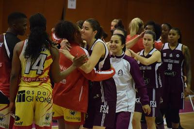 Galería de clics del Bàsquet Femení Sant Adrià-Uni Girona