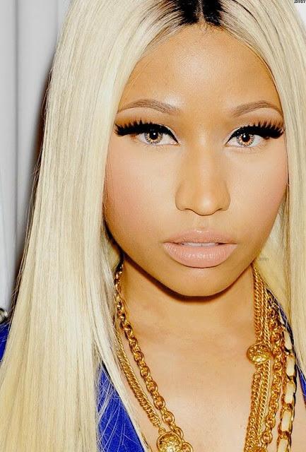 Descripción: 10 Famosos que Usan Lentillas de Contacto - Nicki Minaj