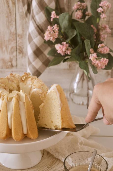 Almond Amaretto Bundt Cake #BundtBakers