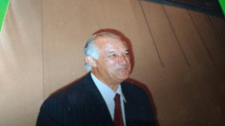 La actividad docente del profesor Antonio Oliver Monserrat La actividad docente del profesor Antonio Oliver Monserrat