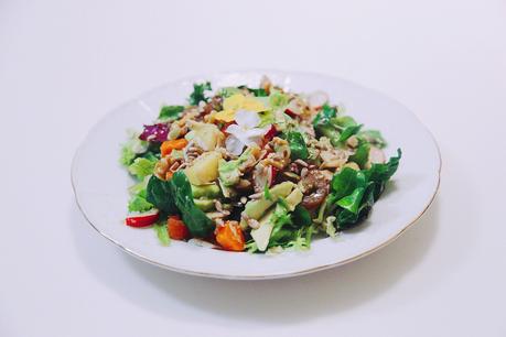 ENSALADA CON COLOR DE FLORES ENSALADA CON COLOR DE FLORES