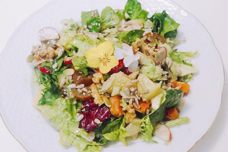 ENSALADA CON COLOR DE FLORES ENSALADA CON COLOR DE FLORES