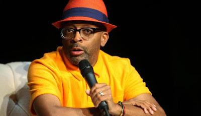 La super Luna roja, de sangre o del lobo, y otros eclipses políticos. La super Luna roja, de sangre o del lobo, y otros eclipses políticos.