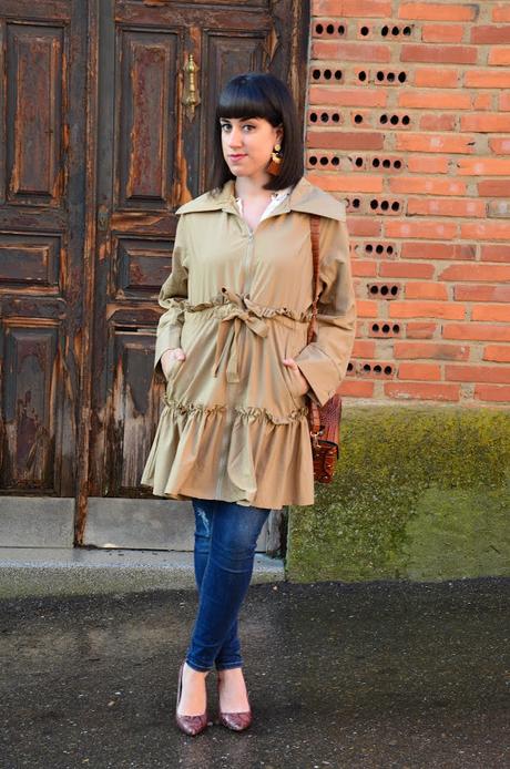 GABARDINA VOLANTES