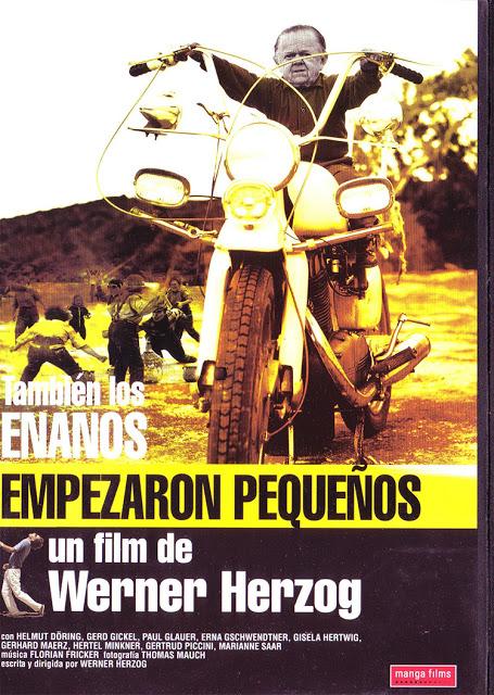 TAMBIÉN LOS ENANOS EMPEZARON PEQUEÑOS (1970 Werner Herzog) TAMBIÉN LOS ENANOS EMPEZARON PEQUEÑOS (1970 Werner Herzog)