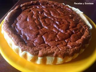 TARTA DE PETIT-SUISSE DE CHOCOLATE TARTA DE PETIT-SUISSE DE CHOCOLATE