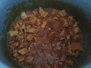 CARNE CON TOMATE EN OLLA GM