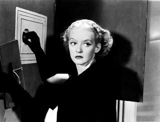 FOG OVER FRISCO (Niebla sobre San Francisco) (USA, 1934) Intriga