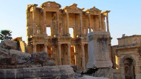 Biblioteca de Celso en Éfeso. Turquía