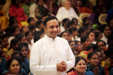 “Aquellos esfuerzan divinos, vivir manera divina; encajarán futuro. Tendrán perecer simplemente. simplemente paso demás