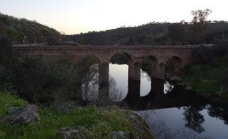 Imagen del mes: Puente romano de Segura, sobre el río Erjas