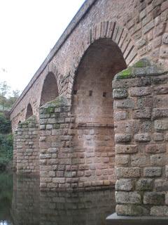 Imagen del mes: Puente romano de Segura, sobre el río Erjas