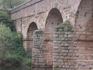 Imagen del mes: Puente romano de Segura, sobre el río Erjas