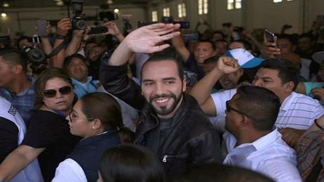 Joven Nayib Bukele arrasa en las presidenciales de El Salvador.