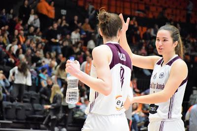 Galería de clics del Valencia Basket-Bàsquet Femení Sant Adrià