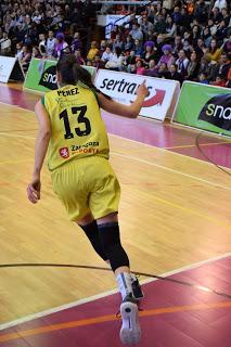 Galería de emociones del Bàsquet Femení Sant Adrià-Stadium Casablanca