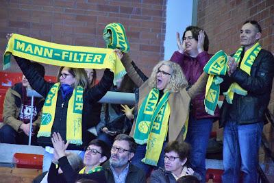 Galería de emociones del Bàsquet Femení Sant Adrià-Stadium Casablanca