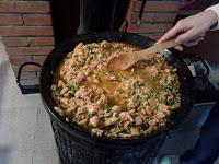 Arroz a la leña con verduras y carne