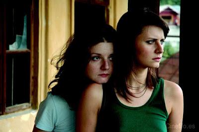 RESEÑA: Relaciones enfermizas. RESEÑA: Relaciones enfermizas.