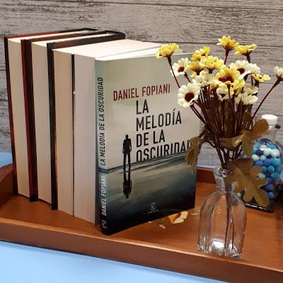 La melodía de la oscuridad (Daniel Fopiani)
