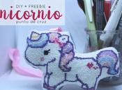 Freebie: Unicornio punto cruz