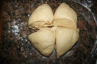 FLOR DE BRIOCHE RELLENA DE MANZANA