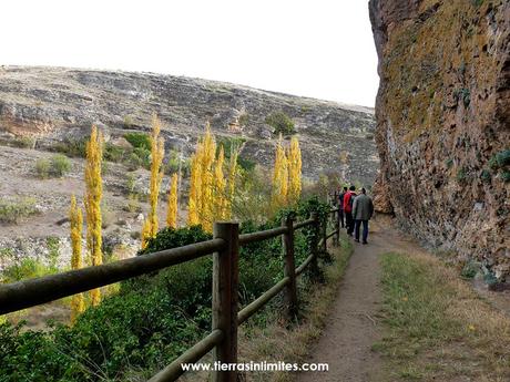 Ayllón, los pueblos de colores y el parque natural de las Hoces del río Riaza Ayllón, los pueblos de colores y el parque natural de las Hoces del río Riaza
