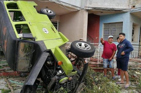 Nuevas fotos del impactante desastre que dejó el tornado en La Habana