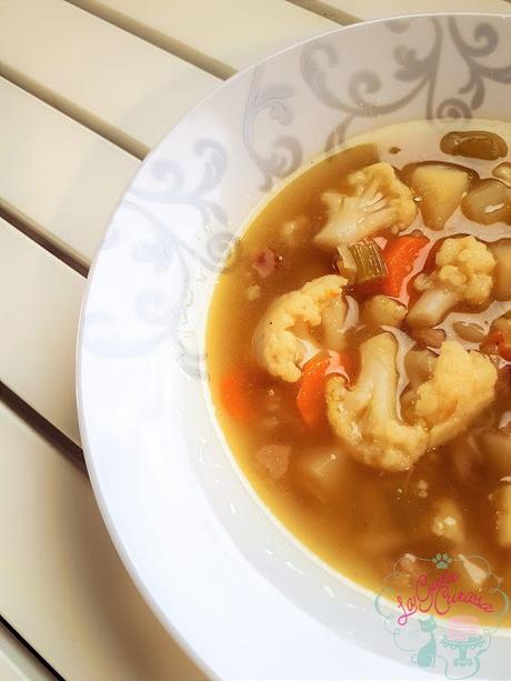 SOPA DE COLIFLOR CON JAMÓN SOPA DE COLIFLOR CON JAMÓN