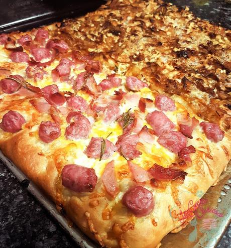 FOCCACIA – BACON, SALCHICHAS, QUESO/ CEBOLLA, QUESO AZUL Y NUECES FOCCACIA – BACON, SALCHICHAS, QUESO/ CEBOLLA, QUESO AZUL Y NUECES