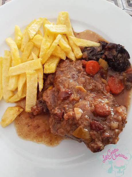 CARRILLERAS DE CERDO AL CAVA CARRILLERAS DE CERDO AL CAVA